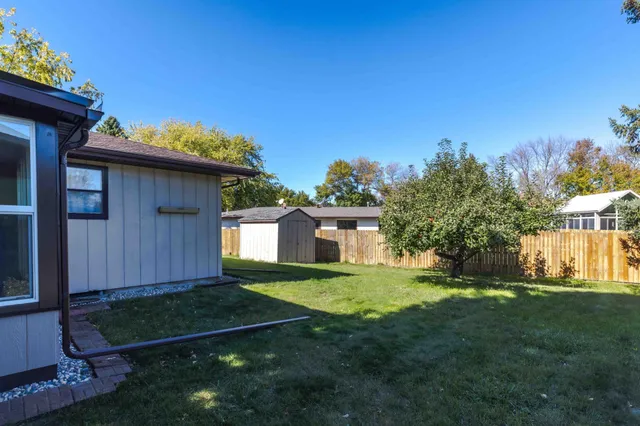 $299,900 | 87 28th Avenue North, Fargo, ND 58102