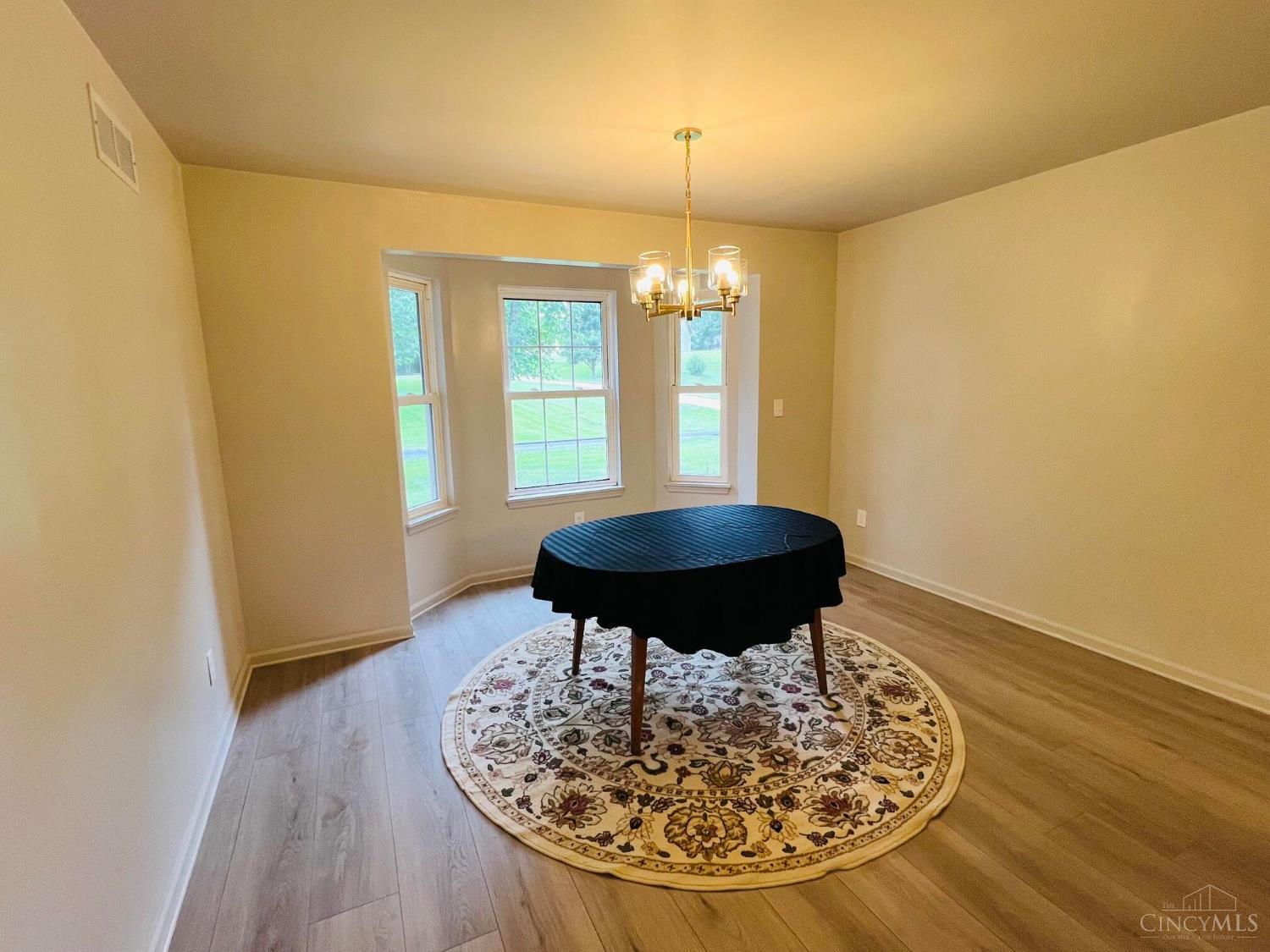 4875 West Kemper Road Cincinnati, OH 45251 - Photo 4 of 23