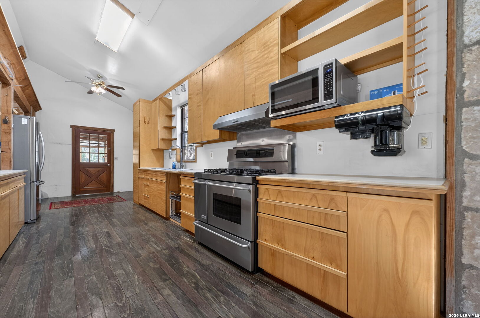 218 Whitworth Road Boerne, TX 78006 - Photo 11 of 28