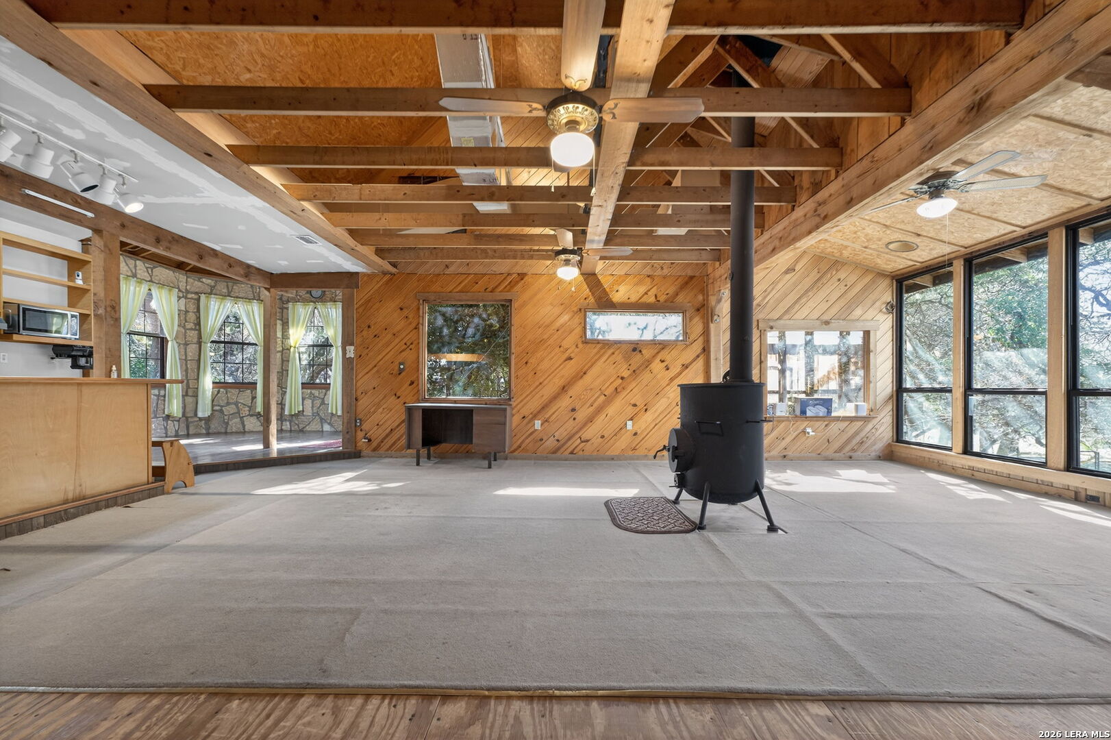 218 Whitworth Road Boerne, TX 78006 - Photo 15 of 28