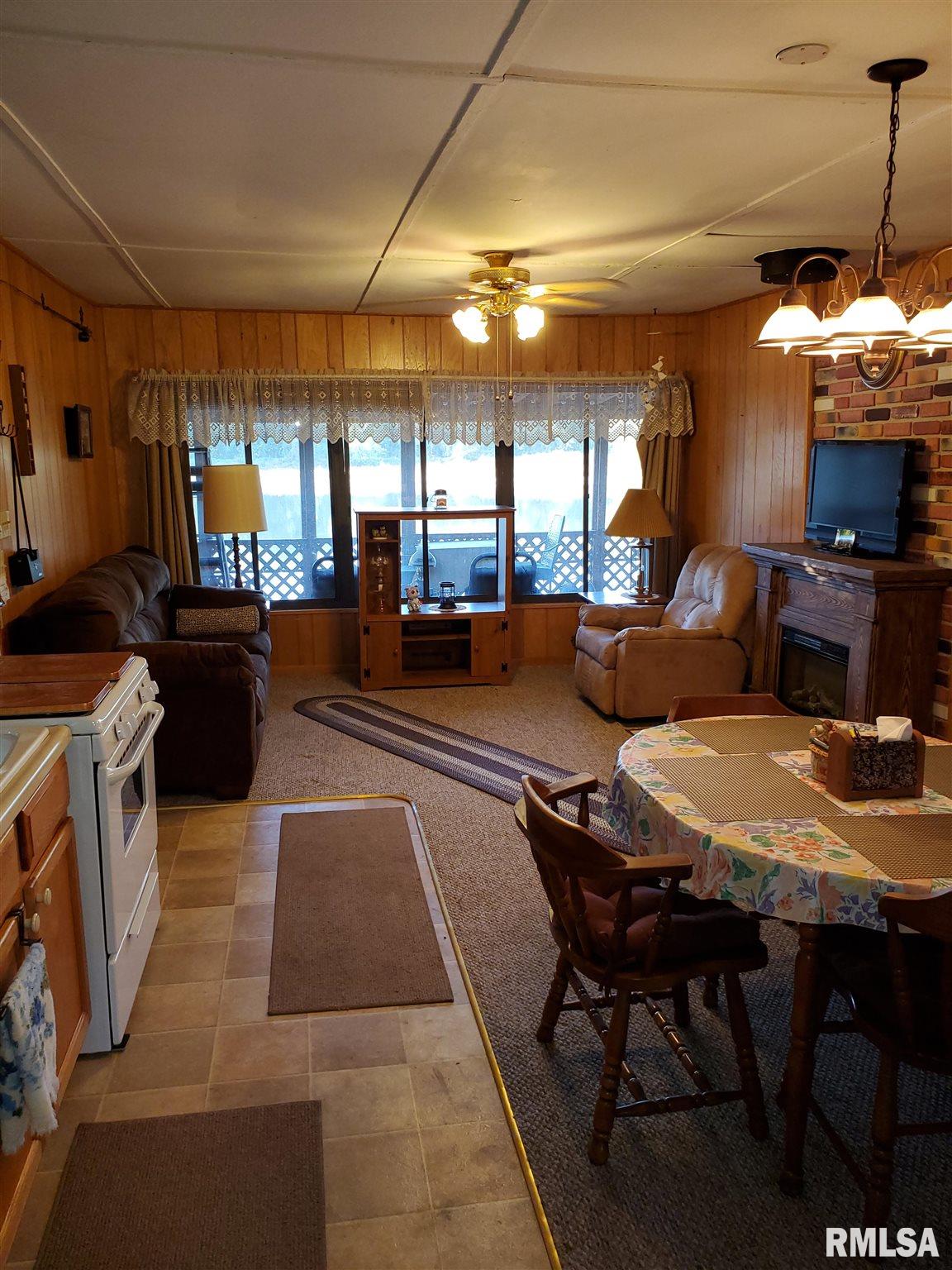 4 Riverside Acres Geneseo, IL 61254 - Photo 5 of 11 Gallery Image 5