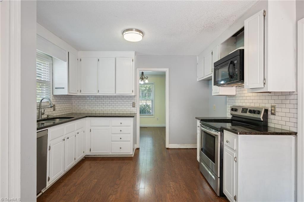 5140 Cobblestone Road Winston-Salem, NC 27106 - Photo 11 of 48 Gallery Image 11