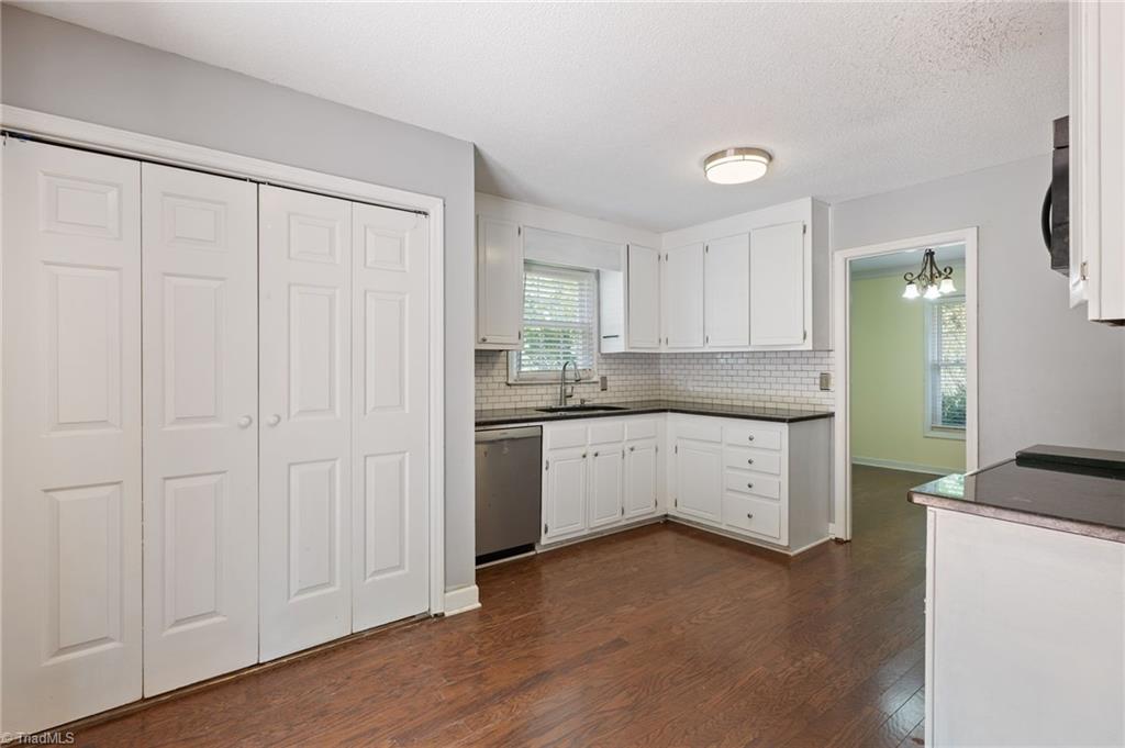 5140 Cobblestone Road Winston-Salem, NC 27106 - Photo 10 of 48 Gallery Image 10