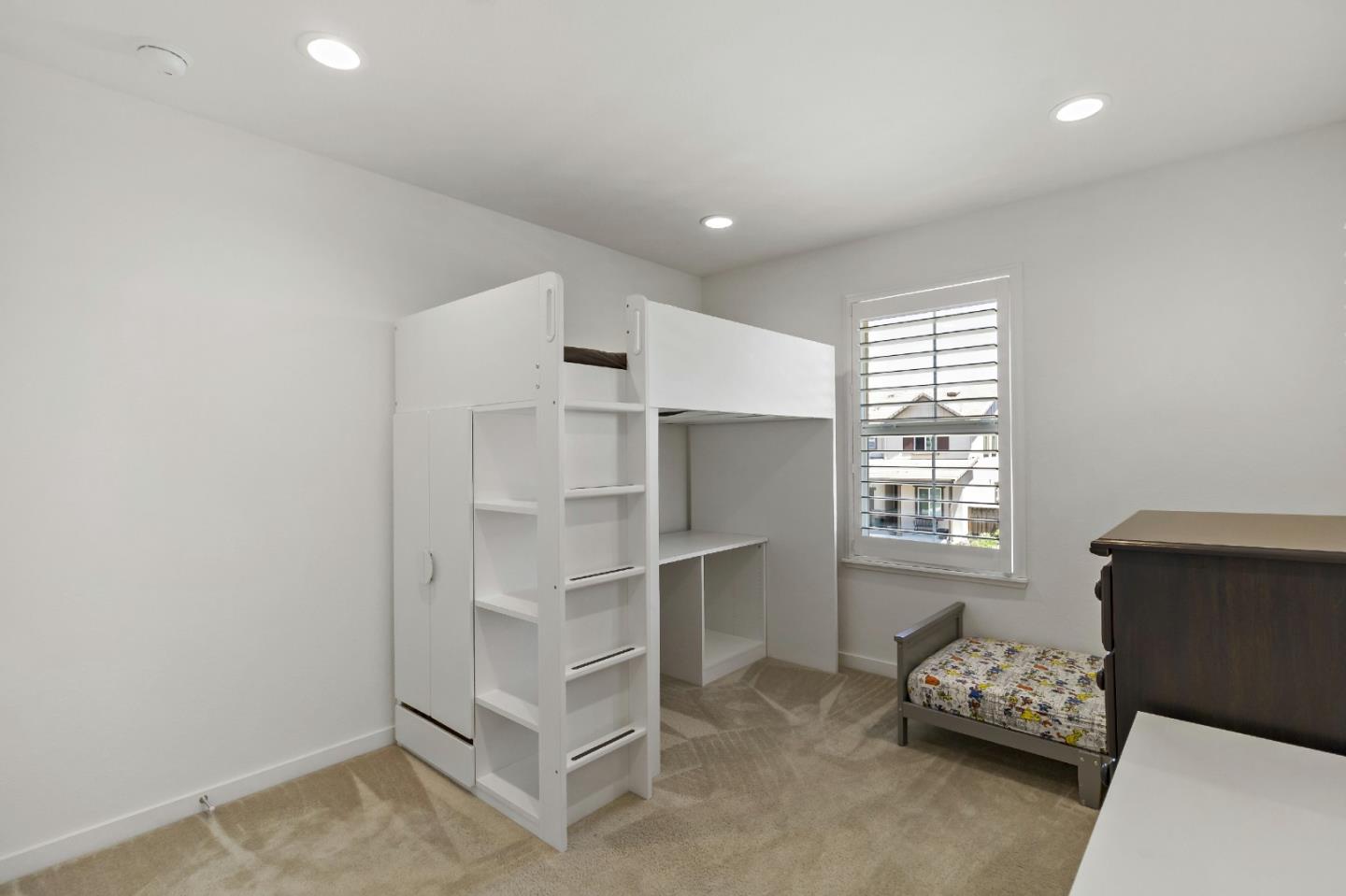 113 Willowrun Way Oakley, CA 94561 - Photo 47 of 63 a room with furniture and window