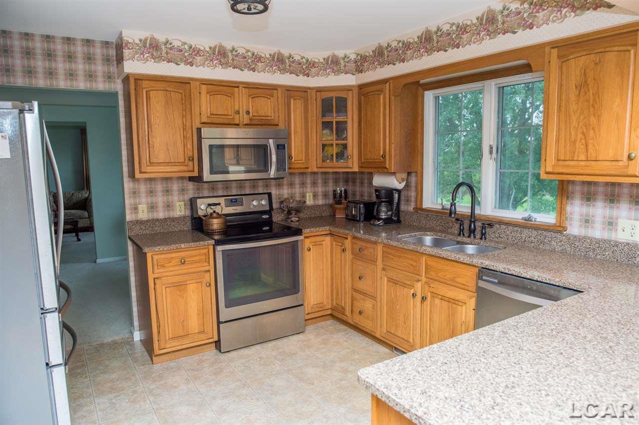 2255 East Munger Road Tecumseh, MI 49286 - Photo 11 of 65 31304633-10.JPG