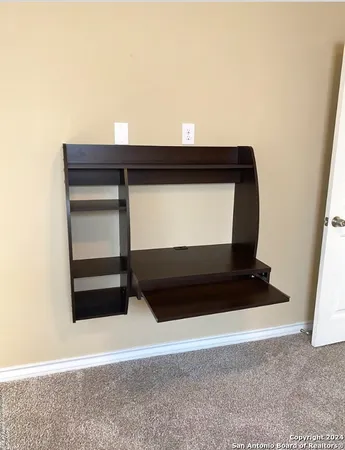 $2,000 | 220 East Byrd Boulevard, Universal City, TX 78148