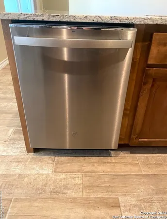 $2,000 | 220 East Byrd Boulevard, Universal City, TX 78148