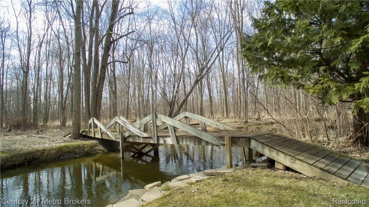 8365 Jordan Road Grand Blanc, MI 48439 - Photo 61 of 69 DJI_0592_1.JPG