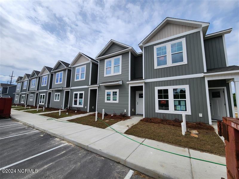 619 Jacks Xing Drive Hubert, NC 28539 - Photo 1 of 19 Front Exterior
