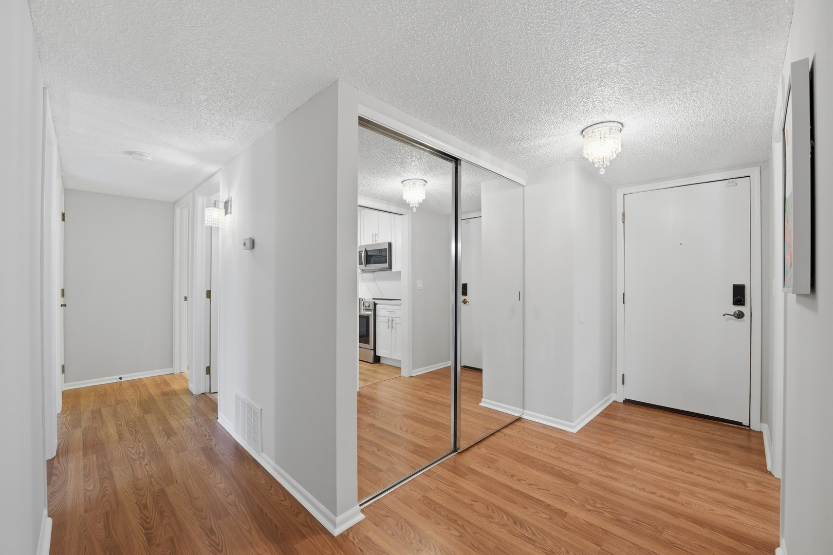 520 Biesterfield Road, Unit 119F Elk Grove Village, IL 60007 - Photo 7 of 39
