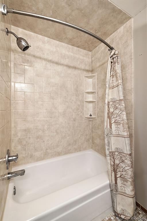 206 Woodside Road Royal Oak, MI 48073 - Photo 30 of 46
