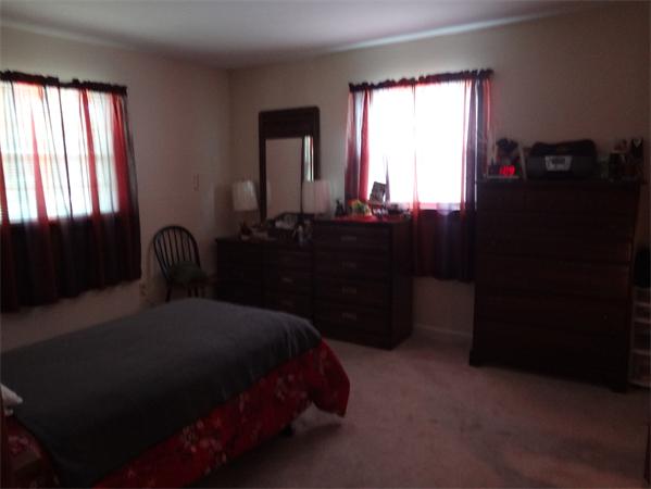 15 Oakhurst Street Springfield, MA 01104 - Photo 8 of 9
