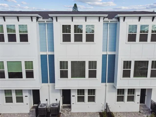 $479,990 | 6605 North Nebraska Avenue, Unit 9, Tampa, FL 33604