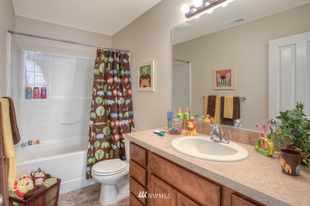 4710 Court R, Unit 2705 Tacoma, WA 98404 - Photo 13 of 18