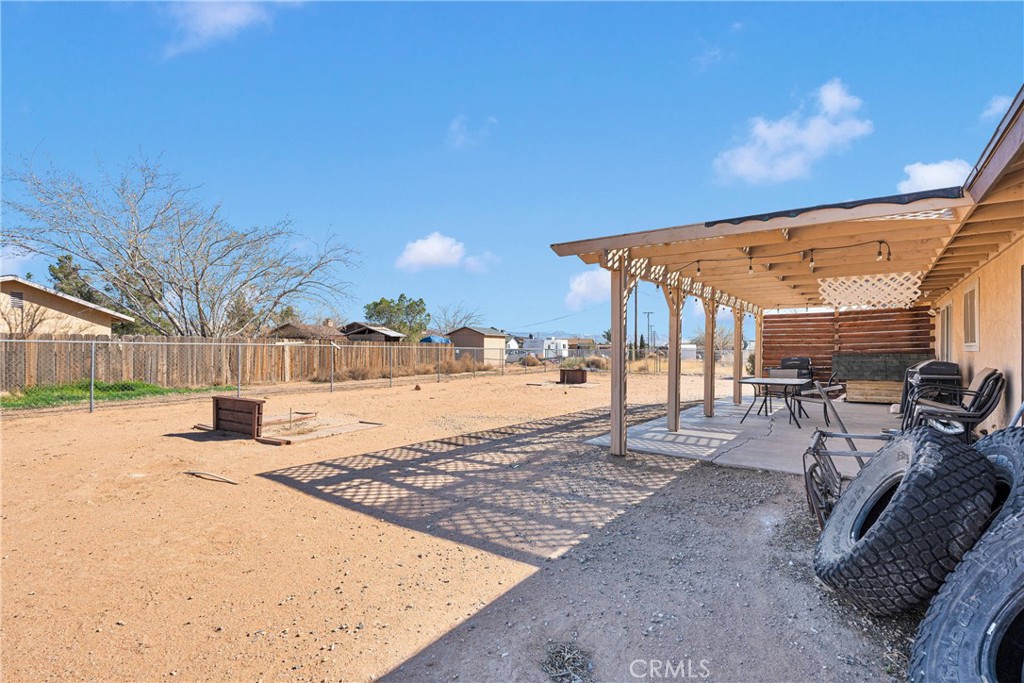 16635 Osage Road Apple Valley, CA 92307 - Photo 23 of 27