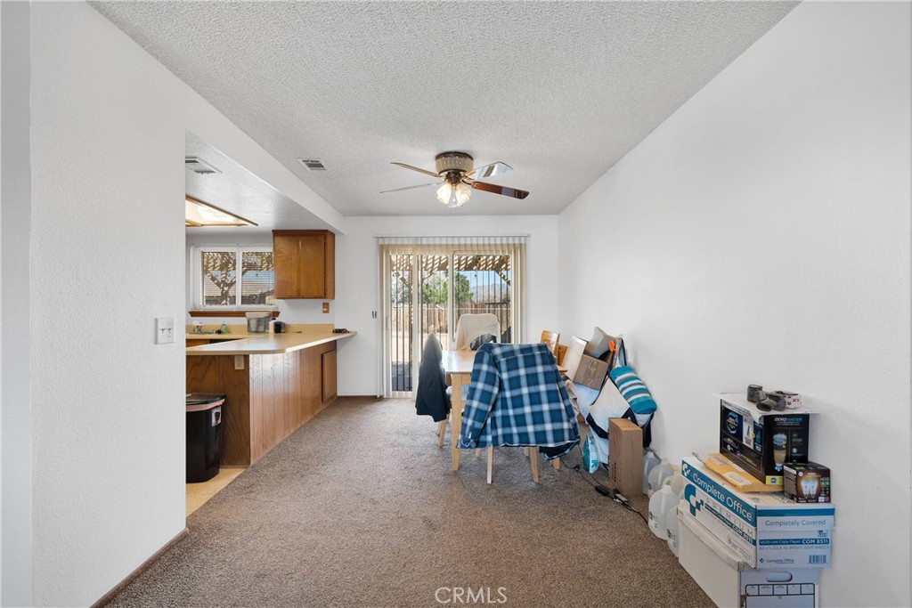 16635 Osage Road Apple Valley, CA 92307 - Photo 8 of 27