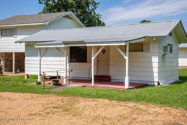 $195,000 | 117 Olive Street, Meadville, MS 39653