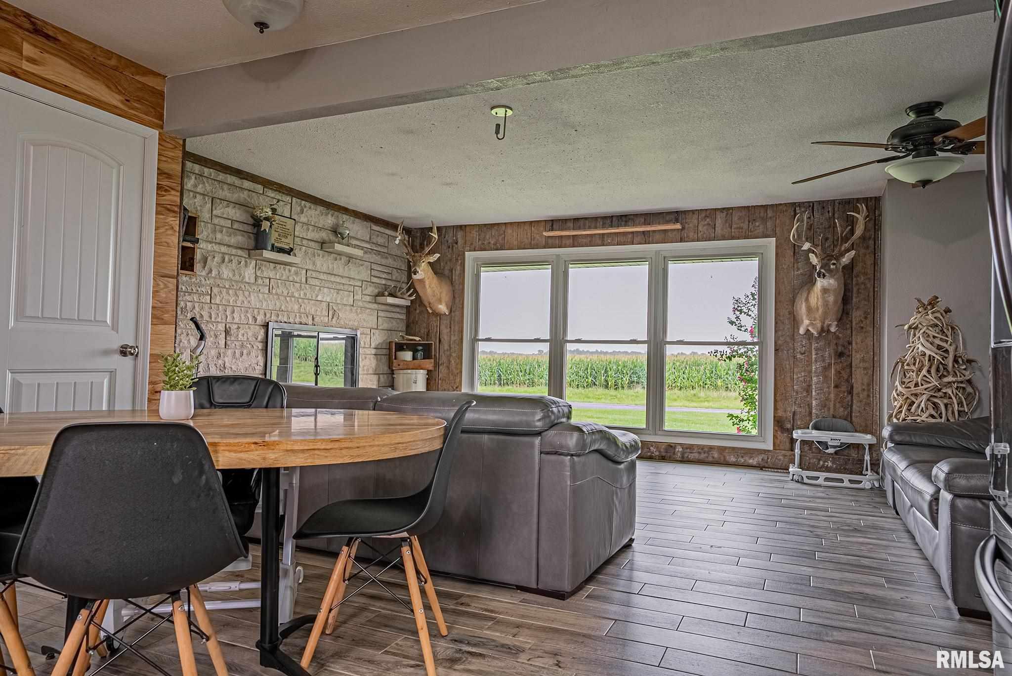 5827 Tonti Road Salem, IL 62881 - Photo 8 of 26 Gallery Image 8