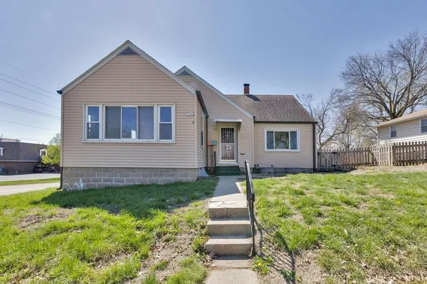 $219,900 | 3548 Penn Street, St. Joseph, MO 64507