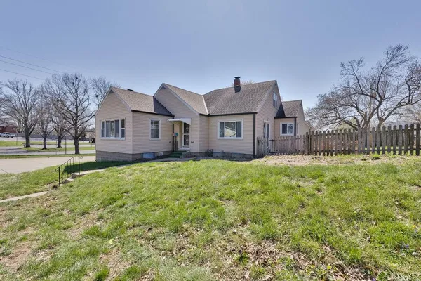 $219,900 | 3548 Penn Street, St. Joseph, MO 64507