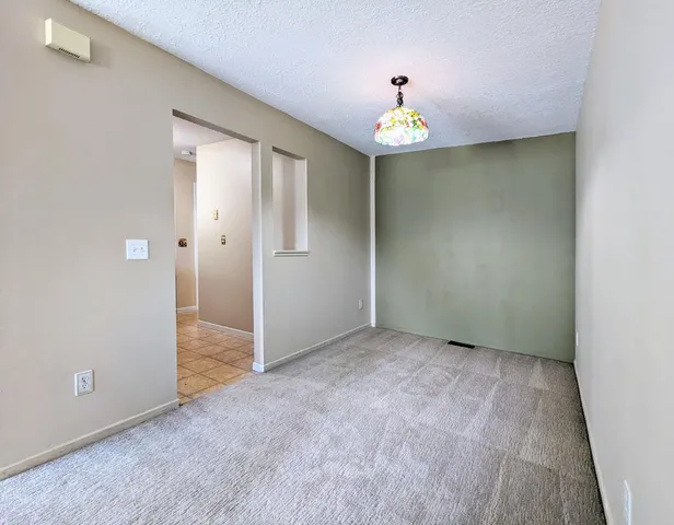 $1,950 | 14260 Empire Avenue, Apple Valley, MN 55124