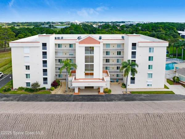 $148,900 | 1410 Huntington Lane, Unit 1203, Rockledge, FL 32955