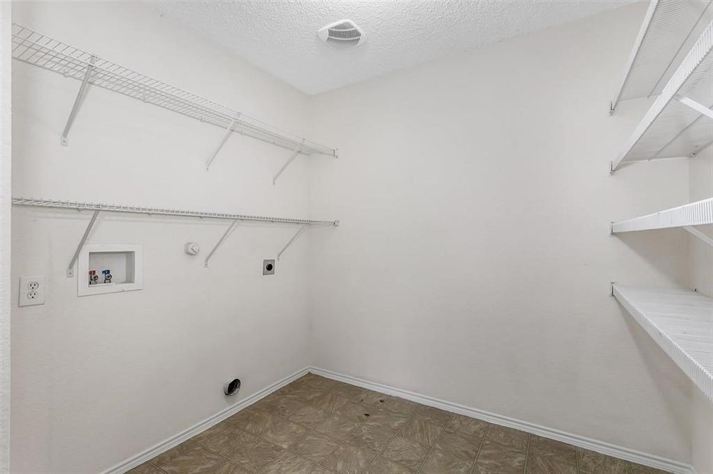 2152 Laughlin Road Fort Worth, TX 76177 - Photo 12 of 23