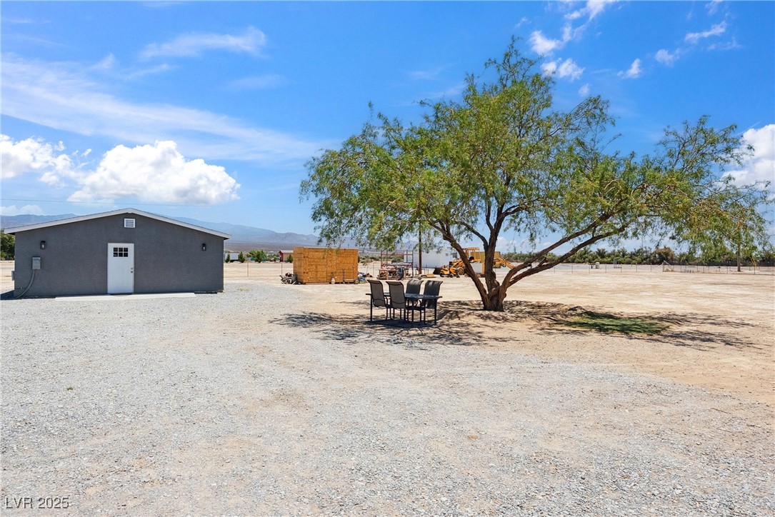 471 Bunarch Road Pahrump, NV 89060 - Photo 3 of 46 Gallery Image 3