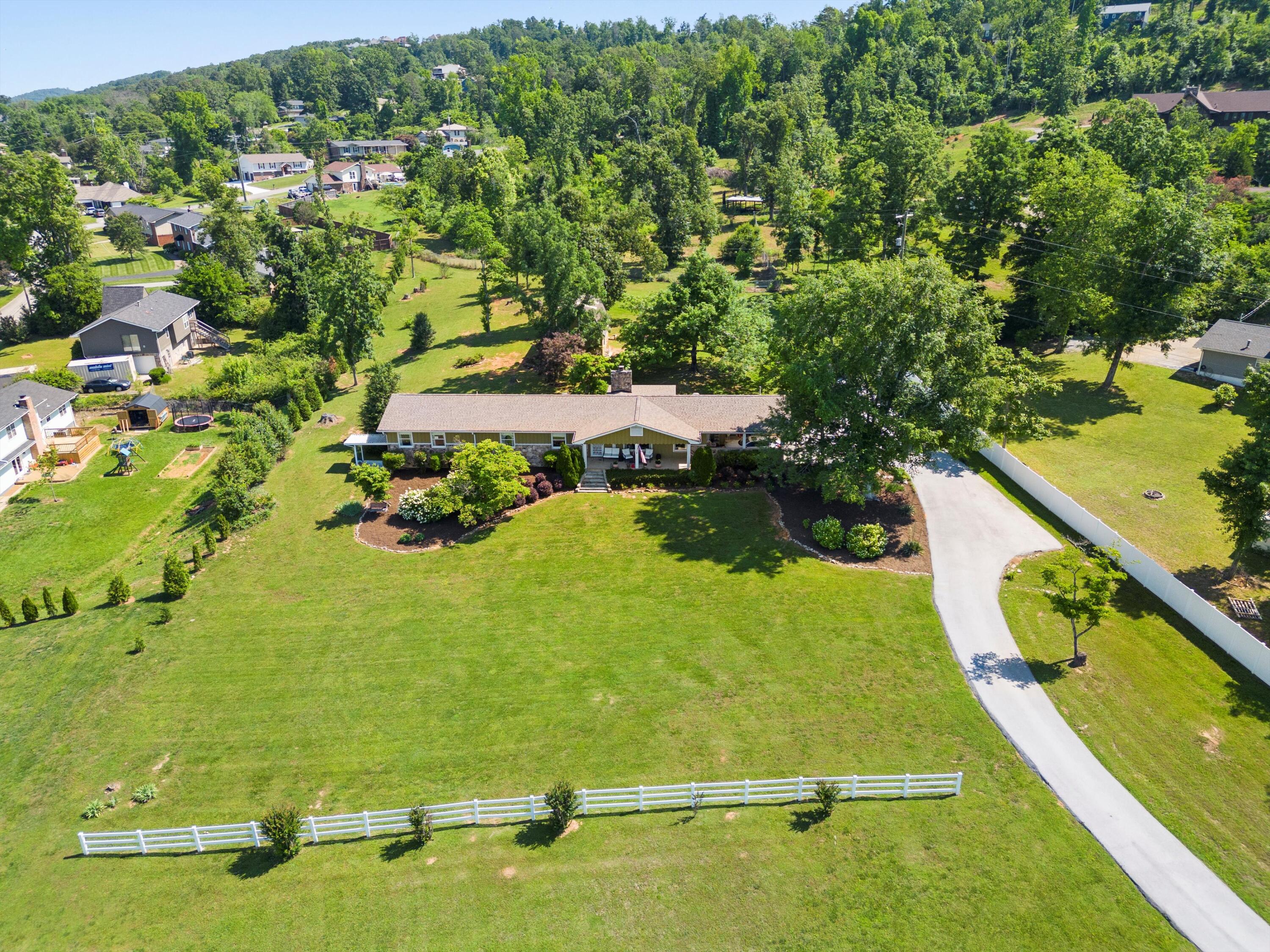 7829 Standifer Gap Road Chattanooga, TN 37421 - Photo 5 of 57 60-DJI_0135