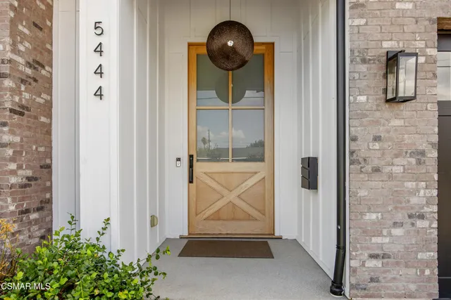 $3,195,000 | 5444 Murietta Avenue, Sherman Oaks, CA 91401