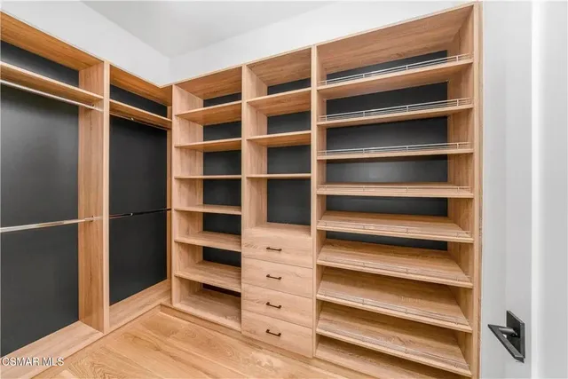 $3,195,000 | 5444 Murietta Avenue, Sherman Oaks, CA 91401