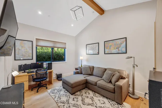 $3,195,000 | 5444 Murietta Avenue, Sherman Oaks, CA 91401