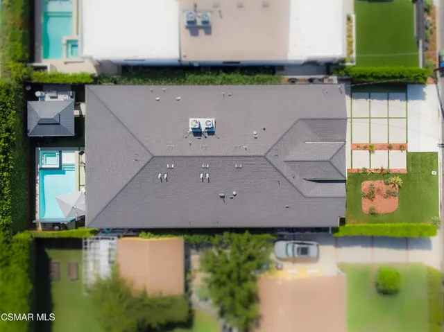 $3,195,000 | 5444 Murietta Avenue, Sherman Oaks, CA 91401