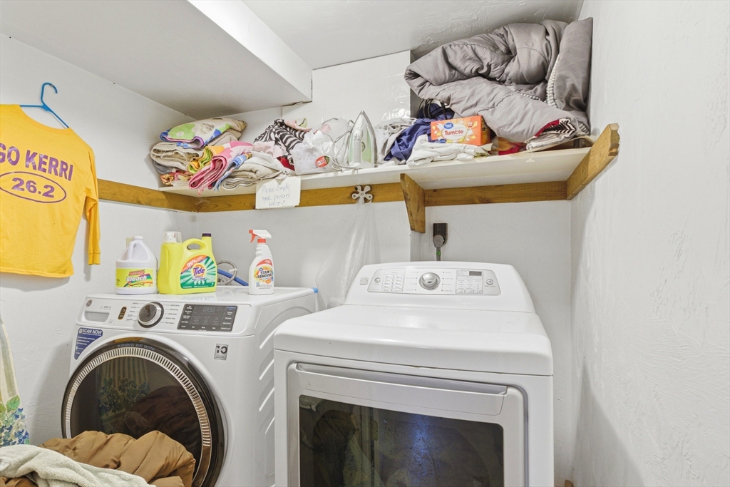 10 Wapping Road Kingston, MA 02364 - Photo 17 of 21 a utility room with dryer and washer