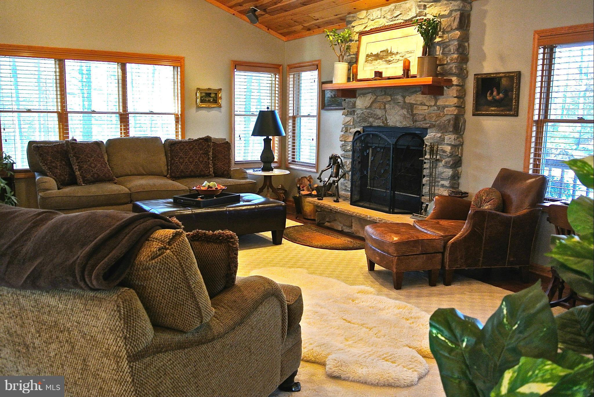 140 Baker Rdg Road Baker, WV 26801 - Photo 3 of 30 Interior (General)