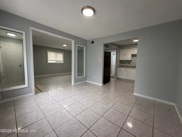 $1,600 | 6023 Edgefield Drive, Jacksonville, FL 32205