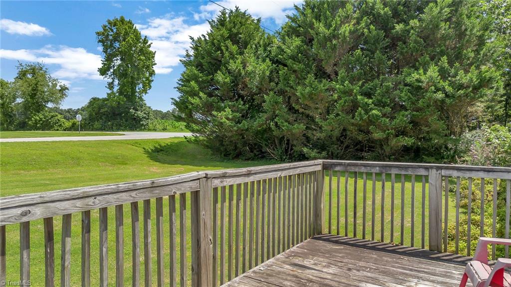 1089 Austin Little Mountain Road Ronda, NC 28670 - Photo 11 of 49 Gallery Image 11