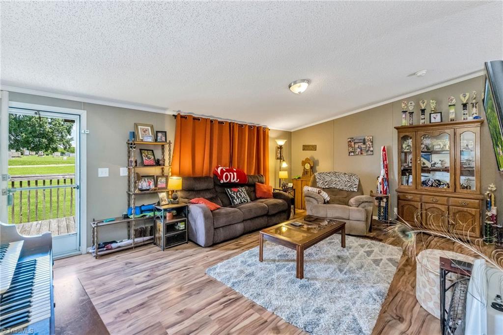 1089 Austin Little Mountain Road Ronda, NC 28670 - Photo 12 of 49 Gallery Image 12