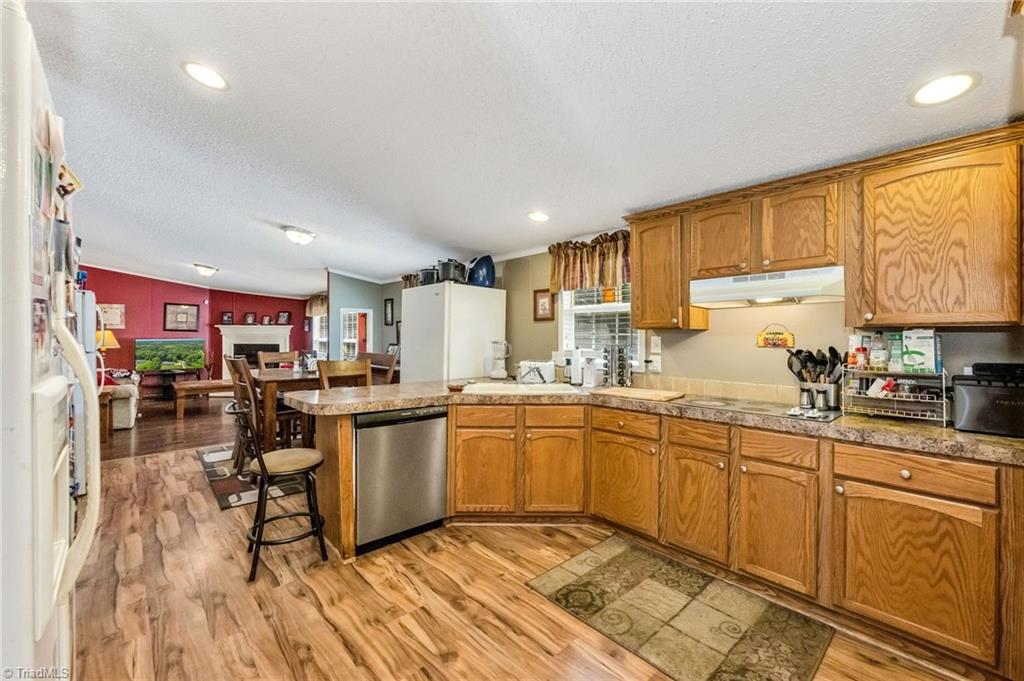 1089 Austin Little Mountain Road Ronda, NC 28670 - Photo 16 of 49 Gallery Image 16