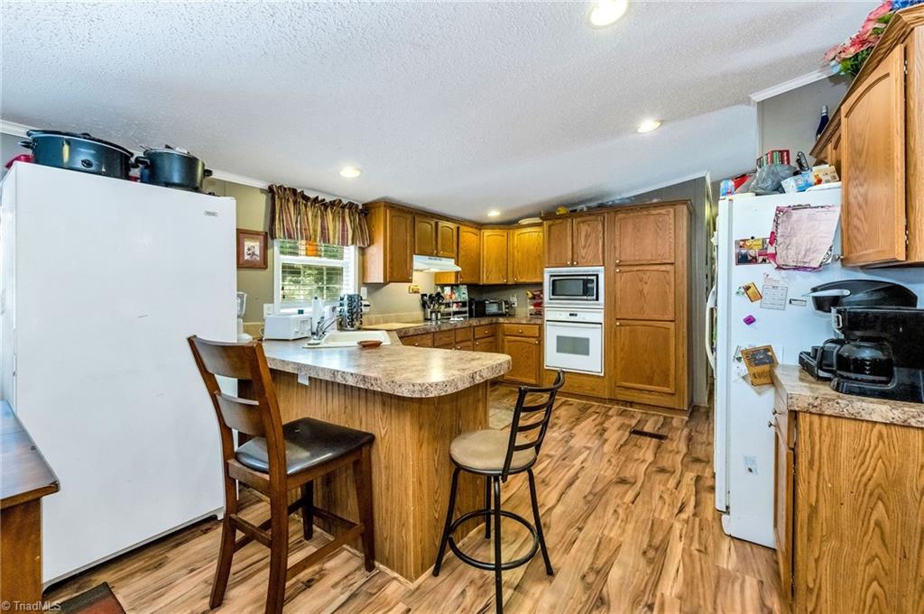 1089 Austin Little Mountain Road Ronda, NC 28670 - Photo 18 of 49 Gallery Image 18