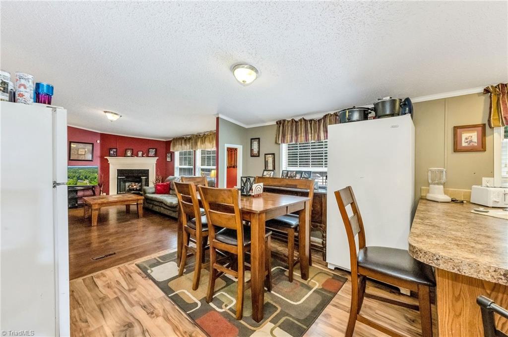 1089 Austin Little Mountain Road Ronda, NC 28670 - Photo 19 of 49 Gallery Image 19
