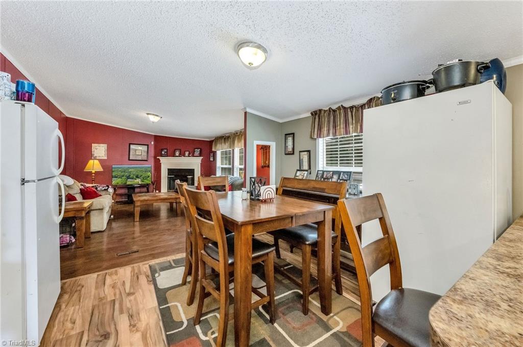 1089 Austin Little Mountain Road Ronda, NC 28670 - Photo 20 of 49 Gallery Image 20