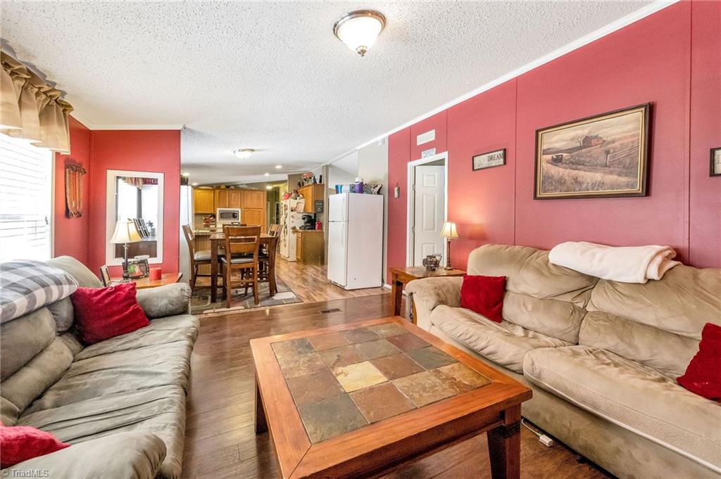 1089 Austin Little Mountain Road Ronda, NC 28670 - Photo 21 of 49 Gallery Image 21