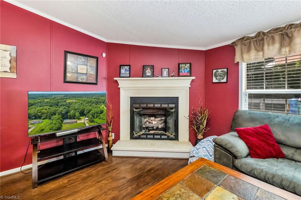 1089 Austin Little Mountain Road Ronda, NC 28670 - Photo 25 of 49 Gallery Image 25
