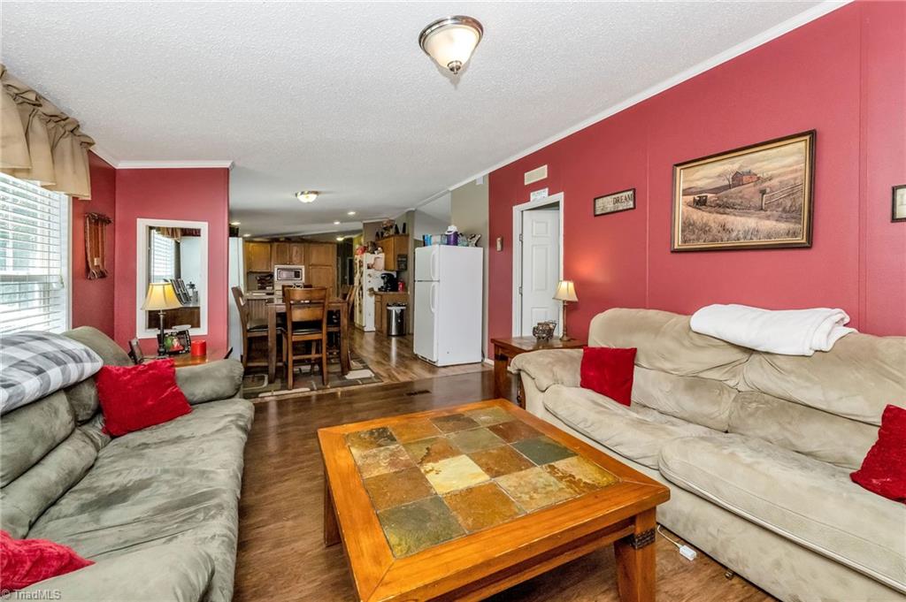 1089 Austin Little Mountain Road Ronda, NC 28670 - Photo 26 of 49 Gallery Image 26