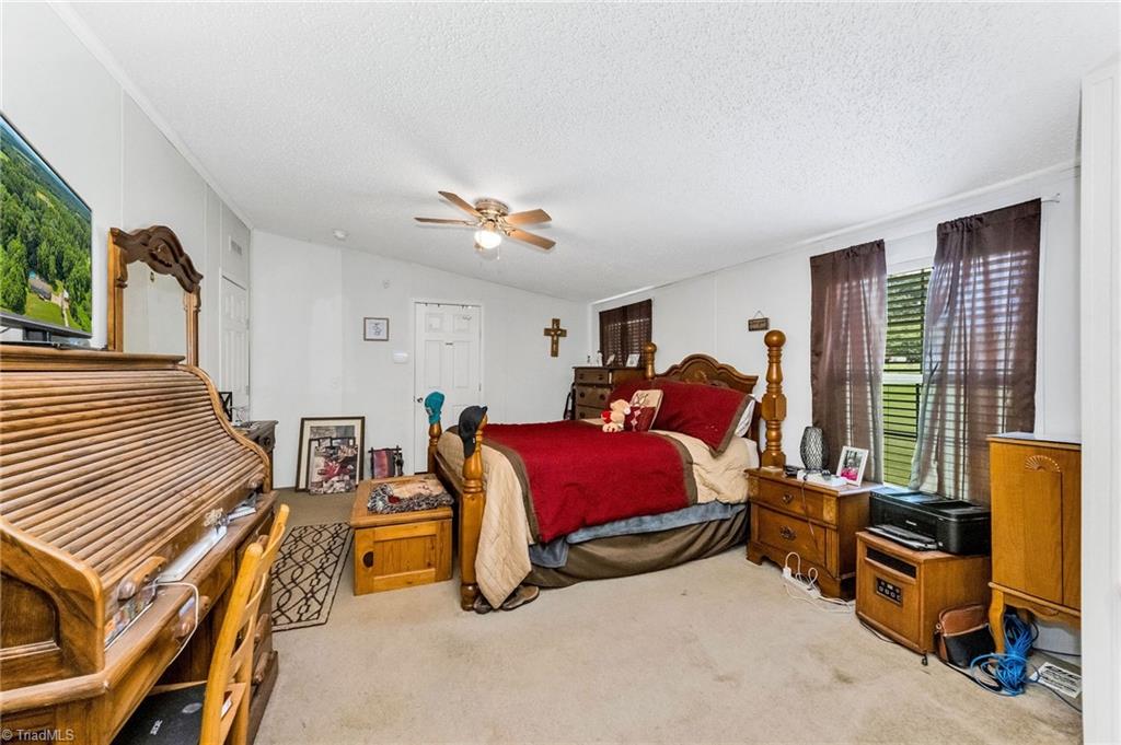 1089 Austin Little Mountain Road Ronda, NC 28670 - Photo 30 of 49 Gallery Image 30