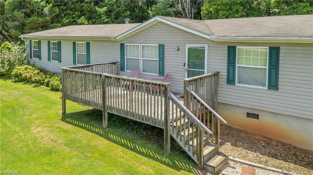 1089 Austin Little Mountain Road Ronda, NC 28670 - Photo 9 of 49 Gallery Image 9