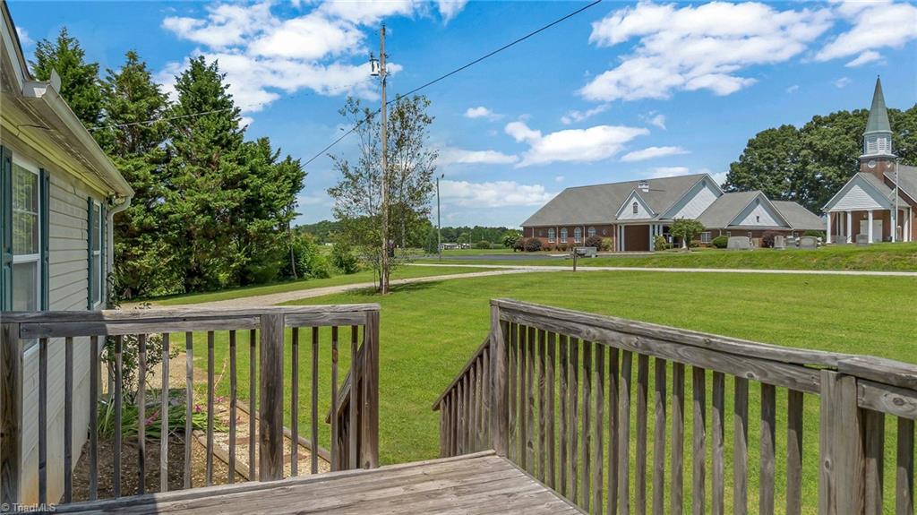 1089 Austin Little Mountain Road Ronda, NC 28670 - Photo 10 of 49 Gallery Image 10