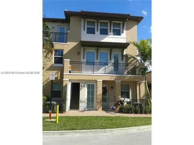 $2,700 | 948 Southwest 147th Avenue, Unit 2612, Pembroke Pines, FL 33027