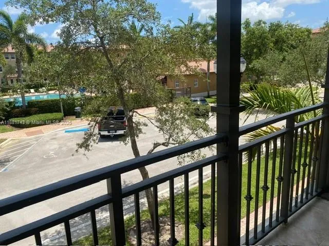 $2,700 | 948 Southwest 147th Avenue, Unit 2612, Pembroke Pines, FL 33027